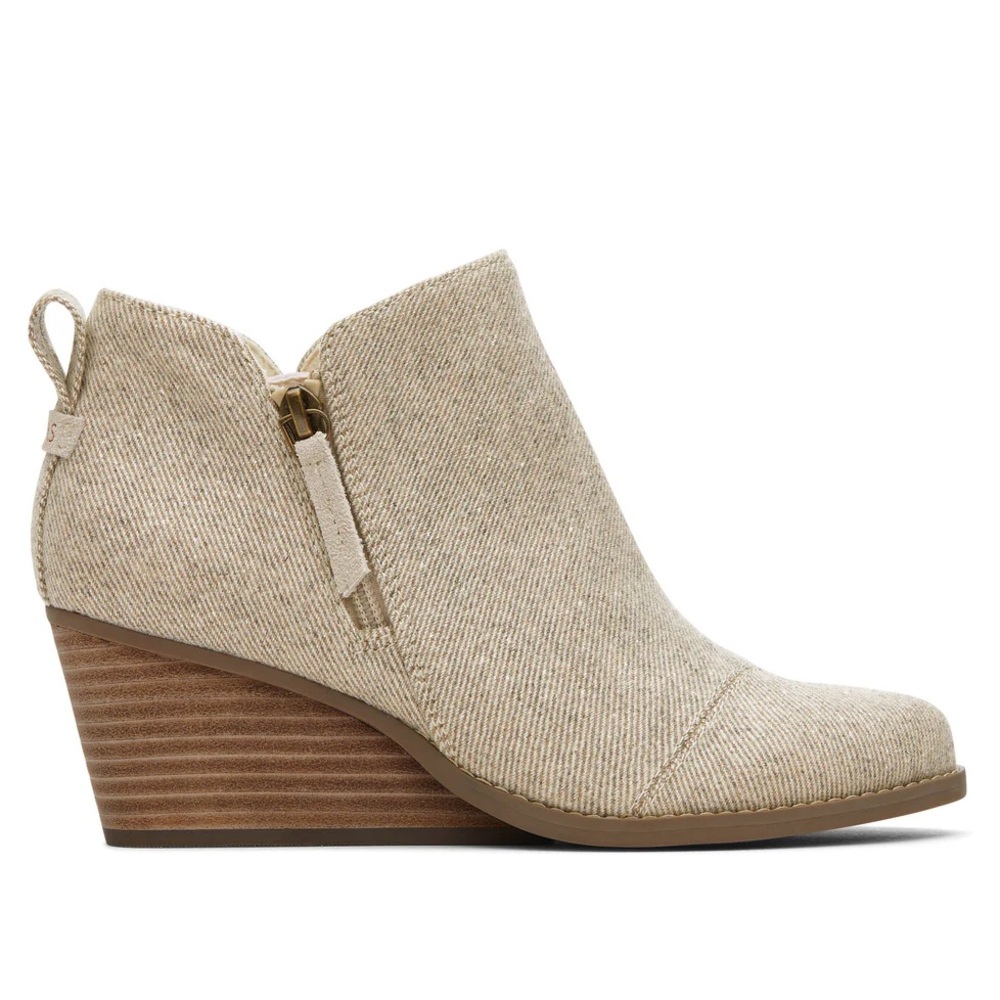 TOMS Goldie Wedge Boot Size 6 Natural Glimmer